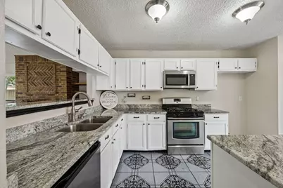 2409 Doral, Mesquite, TX 75150 - Photo 8