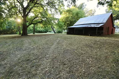 307 Honey Grove St, Roxton, TX 75477 - Photo 30