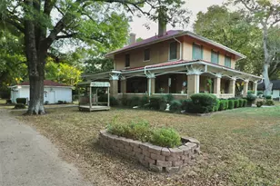 307 Honey Grove St, Roxton, TX 75477 - Photo 2