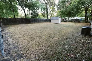 308 Honey Grove St, Roxton, TX 75477 - Photo 2