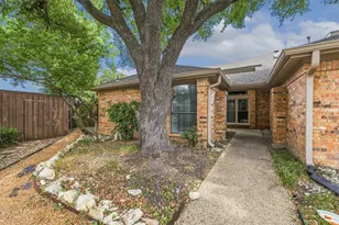14826 Sopras Cir, Addison, TX 75001 - Photo 2