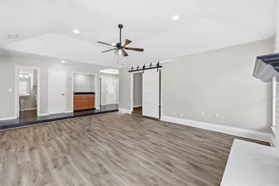 14826 Sopras Circle, Addison, TX 75001 - Photo 22