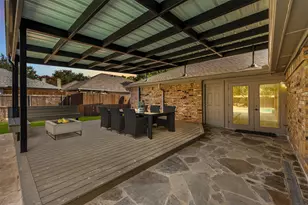 14826 Sopras Cir, Addison, TX 75001 - Photo 28