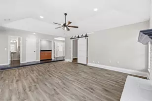 14826 Sopras Cir, Addison, TX 75001 - Photo 22