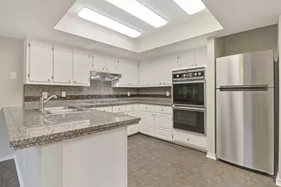 14824 Sopras Circle, Addison, TX 75001 - Photo 8