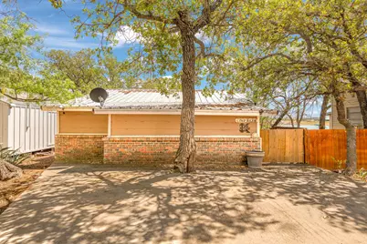 969 N Shore Drive, Cisco, TX 76437 - Photo 2