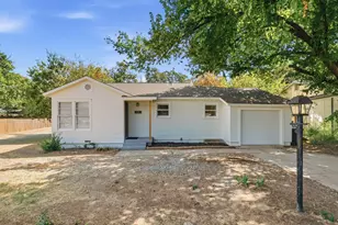 3728 Hardeman St, Fort Worth, TX 76119 - Photo 2