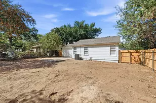 3728 Hardeman St, Fort Worth, TX 76119 - Photo 22