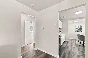 3728 Hardeman St, Fort Worth, TX 76119 - Photo 8