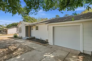 3728 Hardeman St, Fort Worth, TX 76119 - Photo 2