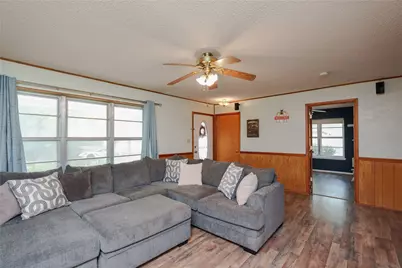 223 Hillcrest Street, Sanger, TX 76266 - Photo 10