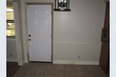 411 Ashland Drive, Gainesville, TX 76240 - Photo 6