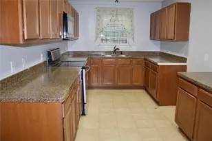 1730 Nomas St, Dallas, TX 75212 - Photo 18
