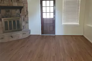 615 Arleta Ln, Ennis, TX 75119 - Photo 2
