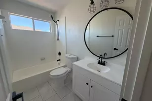 605 Prairie Gulch Dr, Fort Worth, TX 76140 - Photo 10