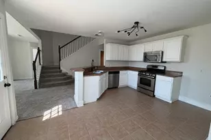 605 Prairie Gulch Dr, Fort Worth, TX 76140 - Photo 4
