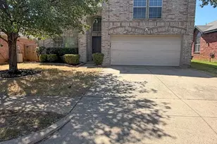 605 Prairie Gulch Dr, Fort Worth, TX 76140 - Photo 1