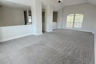 605 Prairie Gulch Dr, Fort Worth, TX 76140 - Photo 10