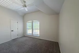 605 Prairie Gulch Dr, Fort Worth, TX 76140 - Photo 16