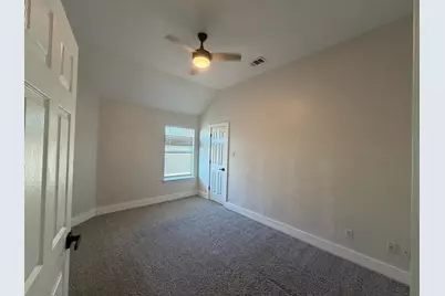 605 Prairie Gulch Drive, Fort Worth, TX 76140 - Photo 16