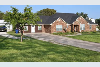 1813 County Road 123, Gainesville, TX 76240 - Photo 2