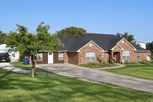 1813 Co Rd 123, Gainesville, TX 76240 - Photo 2