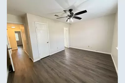 2004 Glenwick Lane, Irving, TX 75060 - Photo 18