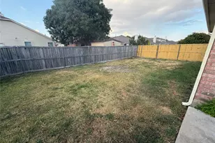 2013 Natchez Dr, Forney, TX 75126 - Photo 2