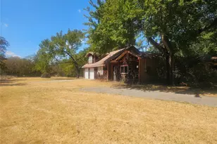 403 S Nash St, Garrett, TX 75119 - Photo 4