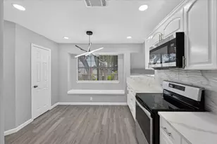 1618 San Francisco St, Carrollton, TX 75007 - Photo 18