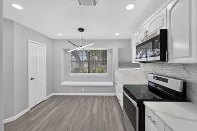 1618 San Francisco Street, Carrollton, TX 75007 - Photo 18