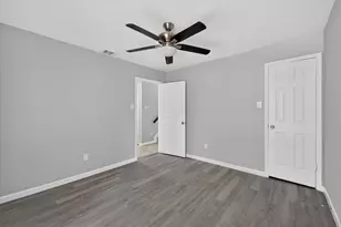 1618 San Francisco St, Carrollton, TX 75007 - Photo 30