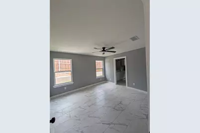 5523 San Jacinto Drive #9, Granbury, TX 76048 - Photo 12