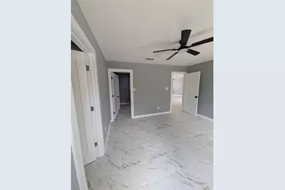 5523 San Jacinto Drive #9, Granbury, TX 76048 - Photo 16