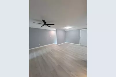 5523 San Jacinto Drive #9, Granbury, TX 76048 - Photo 14