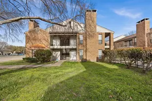 5902 Marvin Loving Dr, Garland, TX 75043 - Photo 10