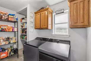 6215 Sandybrook Dr, Arlington, TX 76001 - Photo 10