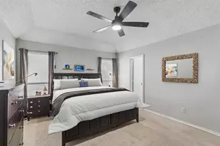 6215 Sandybrook Dr, Arlington, TX 76001 - Photo 12
