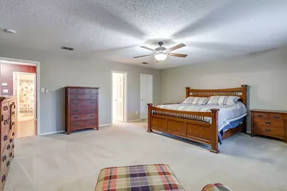 332 Sunset Oaks Drive, Fort Worth, TX 76112 - Photo 24