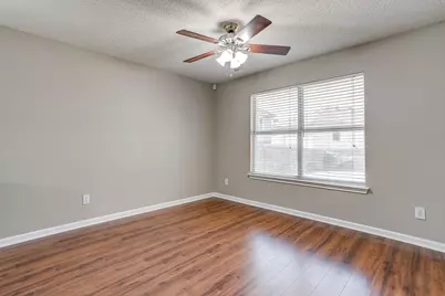 332 Sunset Oaks Drive, Fort Worth, TX 76112 - Photo 10