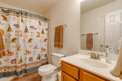332 Sunset Oaks Drive, Fort Worth, TX 76112 - Photo 32