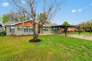 504 N Main St, McGregor, TX 76657 - Photo 4