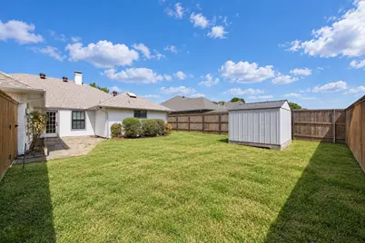 1010 Magnolia Drive, Carrollton, TX 75007 - Photo 34