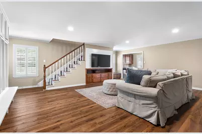 10026 Forest View Drive, Woodway, TX 76712 - Photo 22