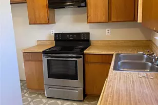 409 E College St, Terrell, TX 75160 - Photo 6