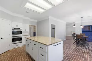 2385 Dundee Dr, Highland Village, TX 75077 - Photo 8