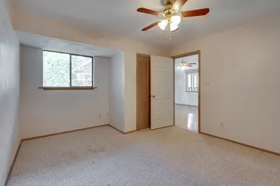 1301 Dublin Street, Grapevine, TX 76051 - Photo 16