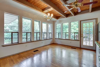 1301 Dublin Street, Grapevine, TX 76051 - Photo 14