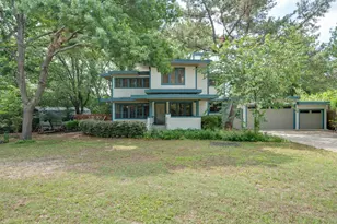 1301 Dublin St, Grapevine, TX 76051 - Photo 2