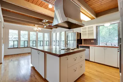 1301 Dublin Street, Grapevine, TX 76051 - Photo 12